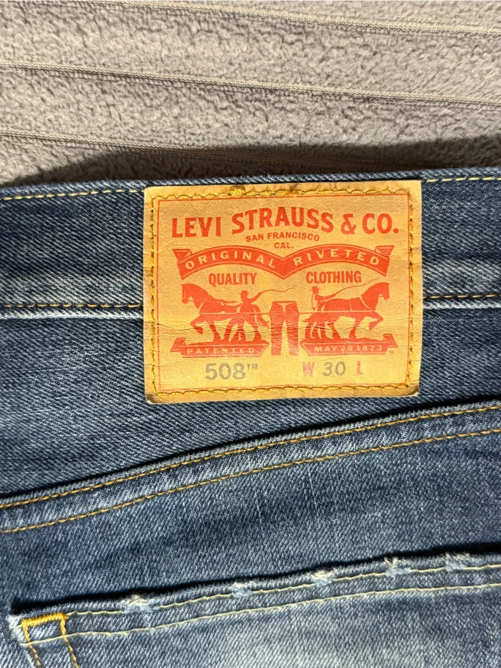 Levi's 508 Model Slim Straight Men’s Faded Blue Jean Shorts